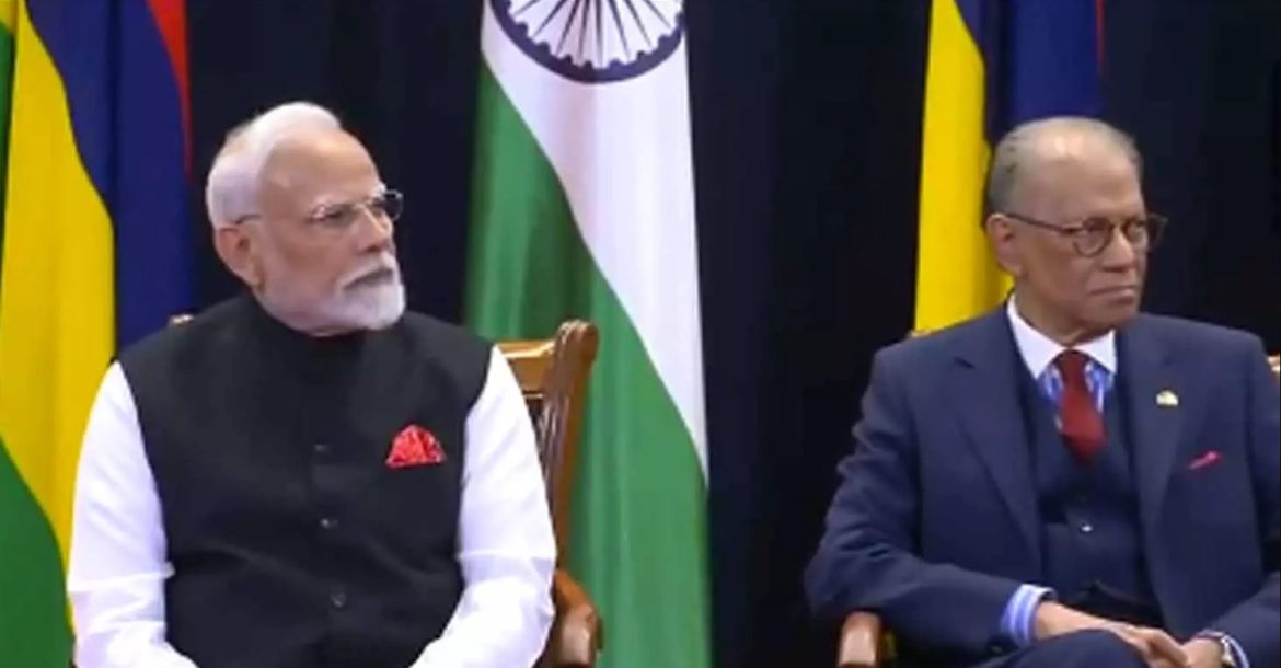 இந்தியா -மொரீஷியஸ் நாடுகளுக்கு இடையில் ஒப்பந்தங்கள் கைச்சாத்து