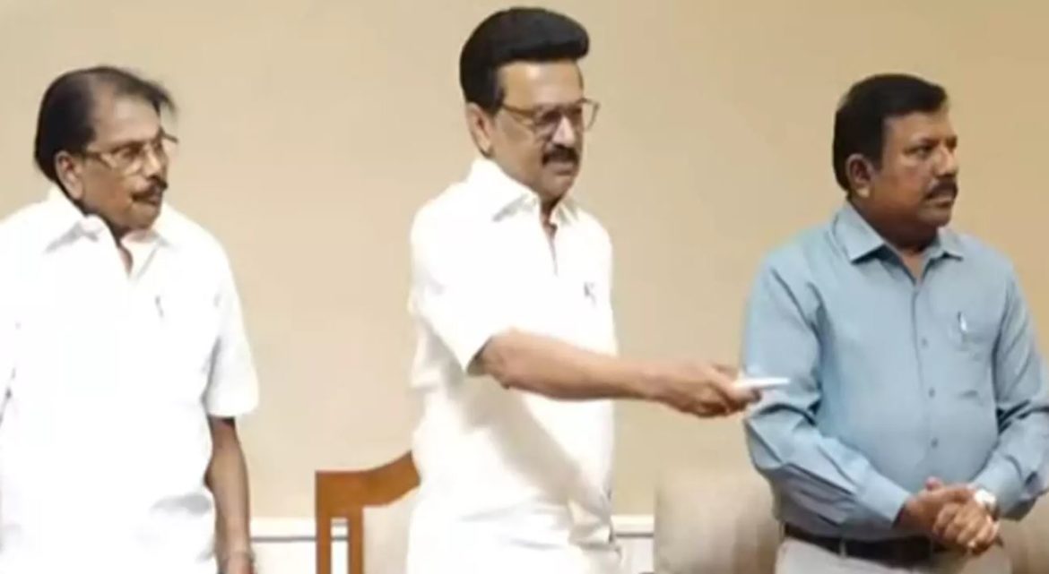 இலங்கை தமிழர்களுக்காக கட்டப்பட்ட 729 வீடுகளை திறந்து வைத்த முதலமைச்சர் ஸ்டாலின்!