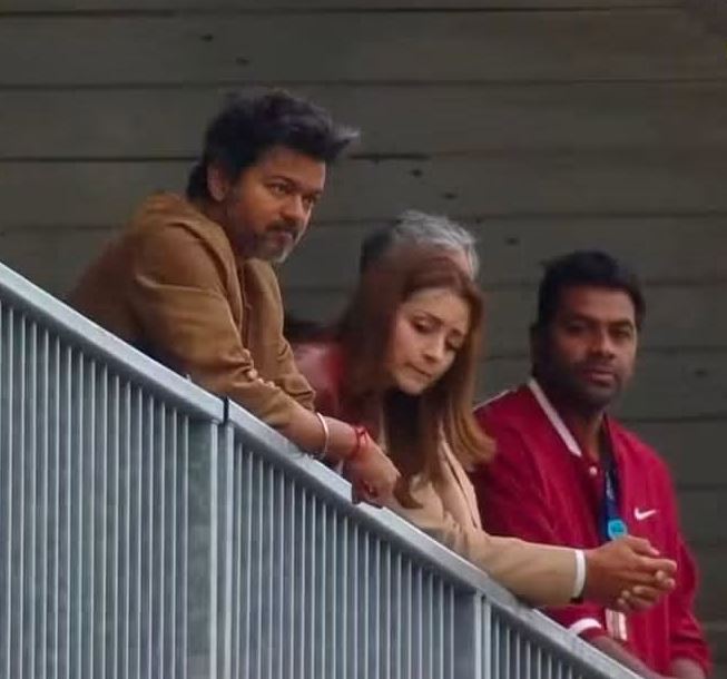 இலண்டன் கார் பந்தயம்: விஜய் – அஜித் சந்திப்பு; திரிஷாவும் இணைந்ததால் ரசிகர்கள் உற்சாகம்